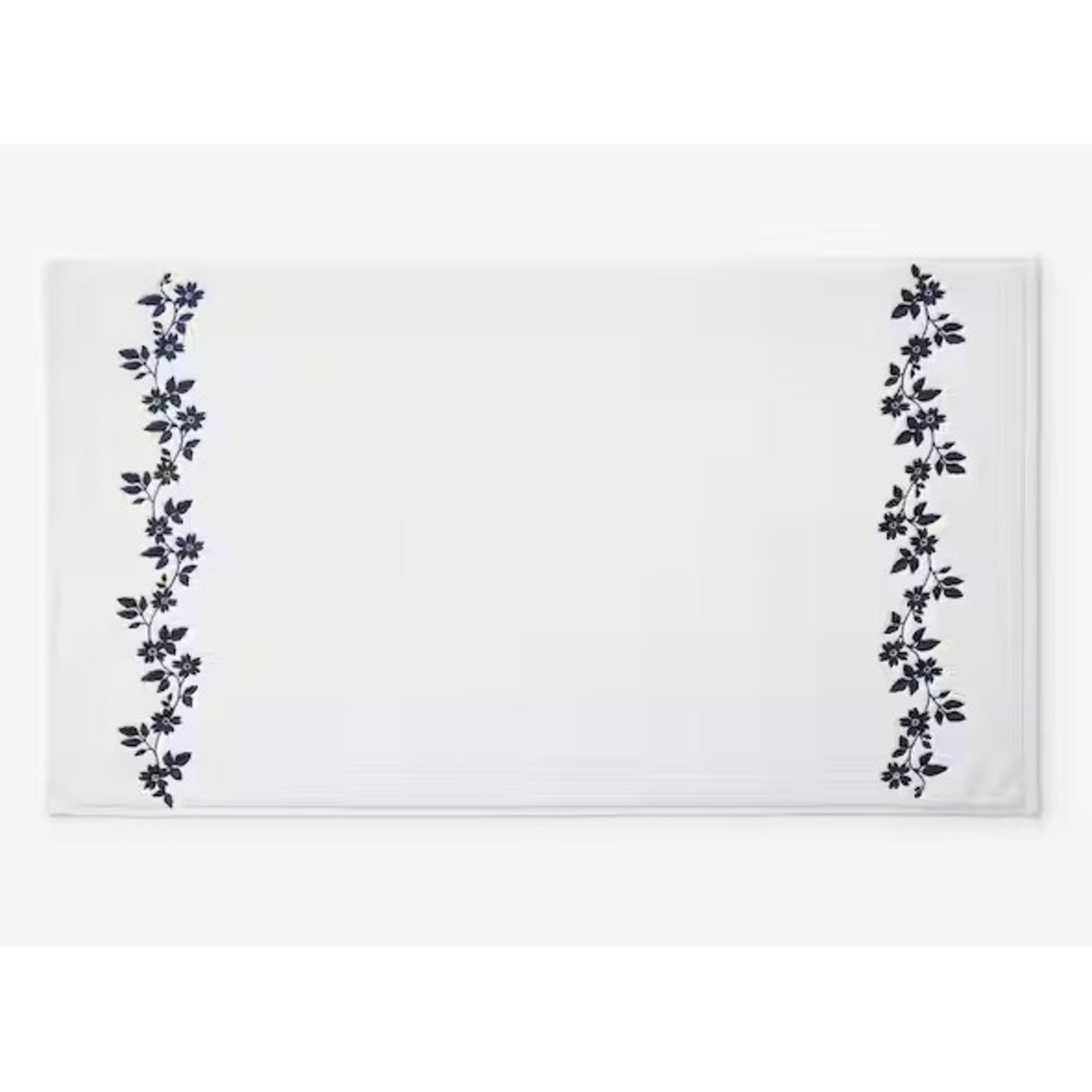 The Company Store Legends Hotel Brighton Embroidered Bath Mat 20"x36" White Navy